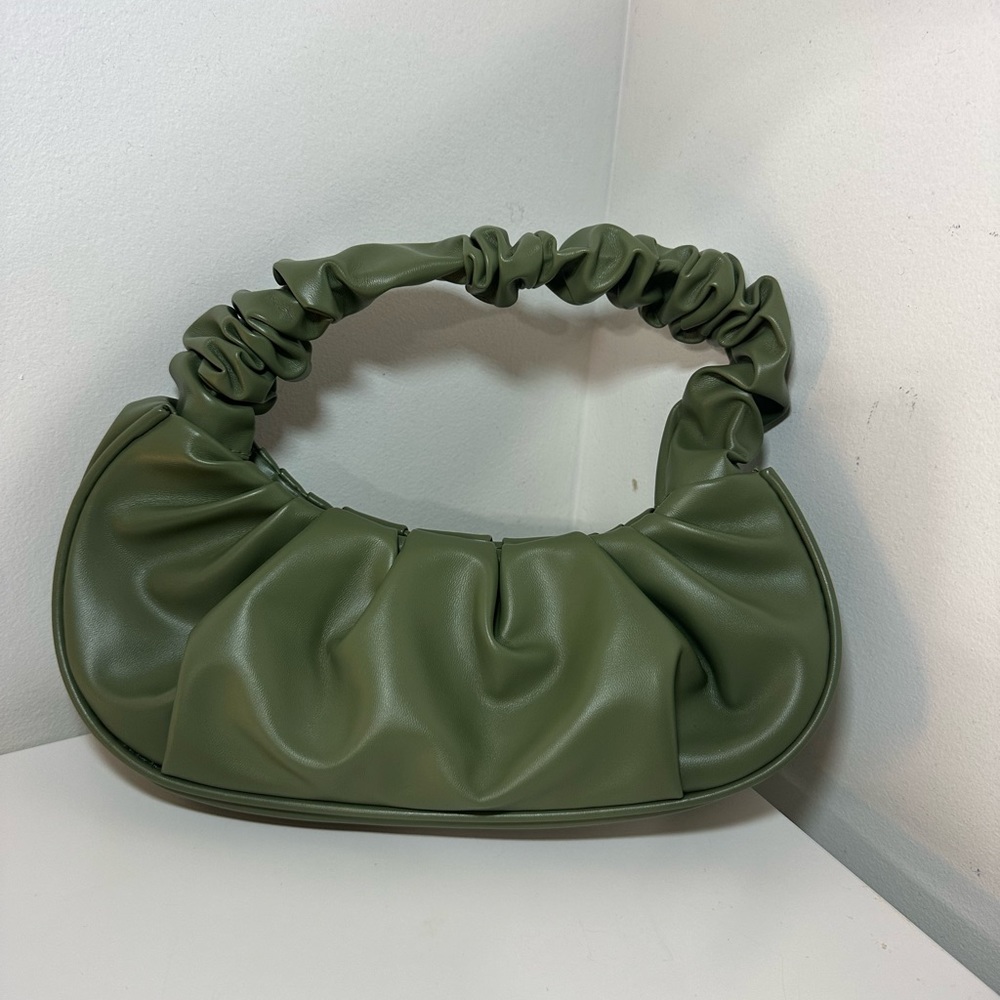 Green shoulder bag